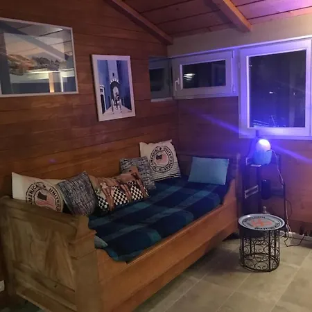 Cabane Du Bassin
